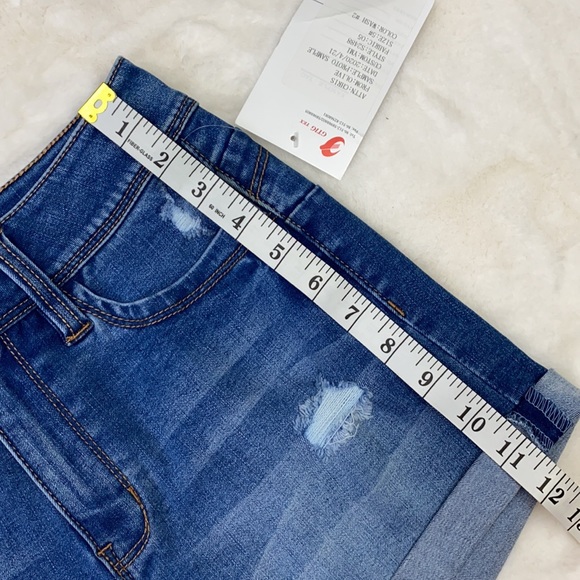 Jean distressed blue stretch shorts - Picture 9 of 14